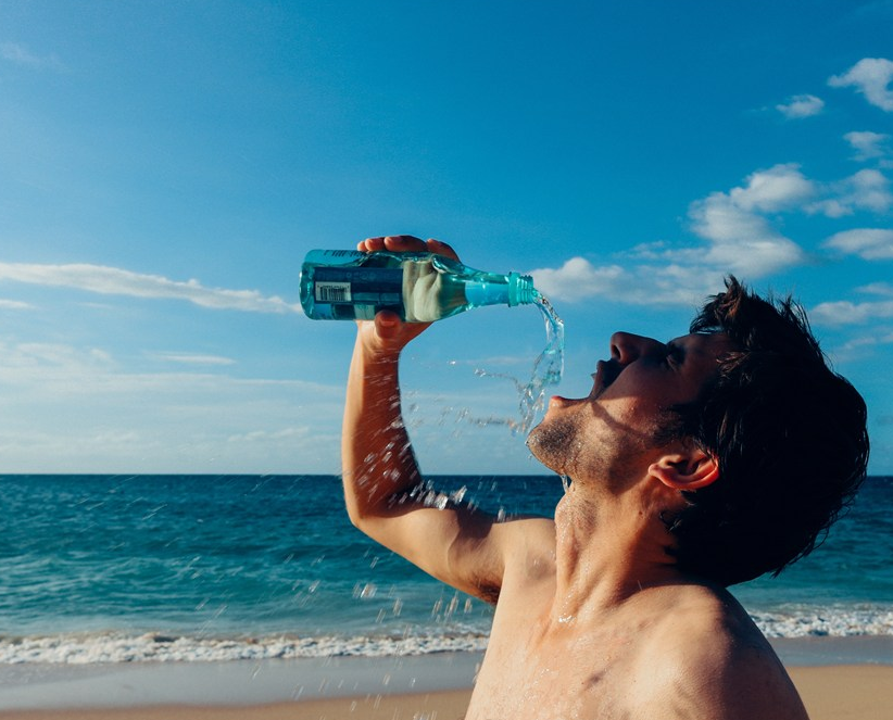 怎樣喝水更健康？晨起第一杯別喝4種水